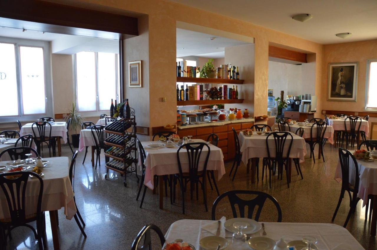 מרינה די רוונה Hotel Diga מראה חיצוני תמונה